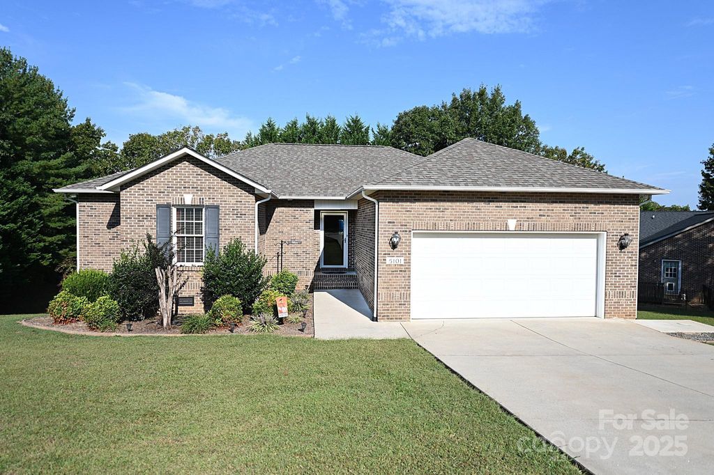 5101 Mill Pond Drive, Conover, NC 28613