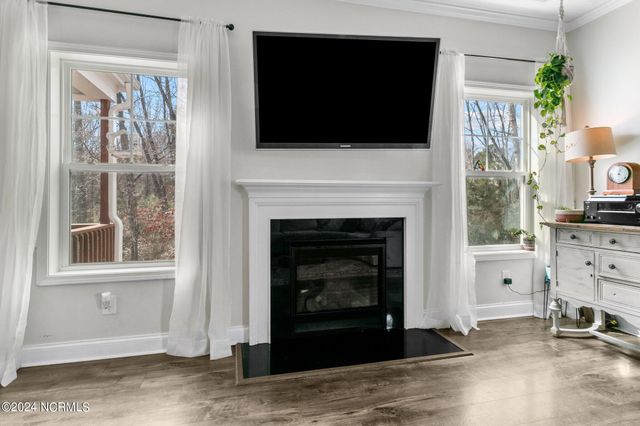 230 Parrish Lane, Whispering Pines, NC 28327