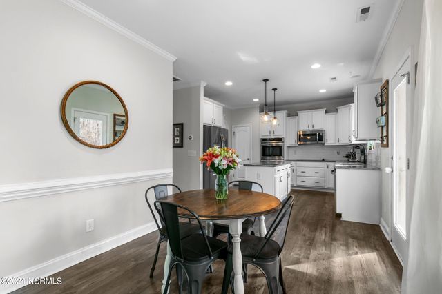 230 Parrish Lane, Whispering Pines, NC 28327