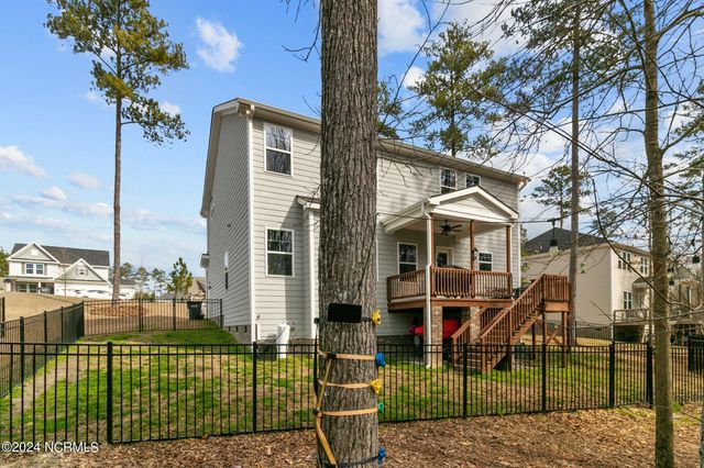 230 Parrish Lane, Whispering Pines, NC 28327