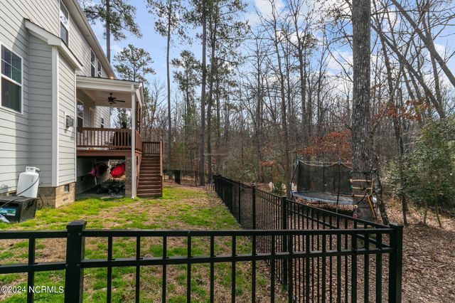 230 Parrish Lane, Whispering Pines, NC 28327