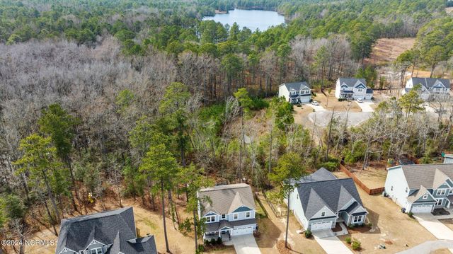 230 Parrish Lane, Whispering Pines, NC 28327