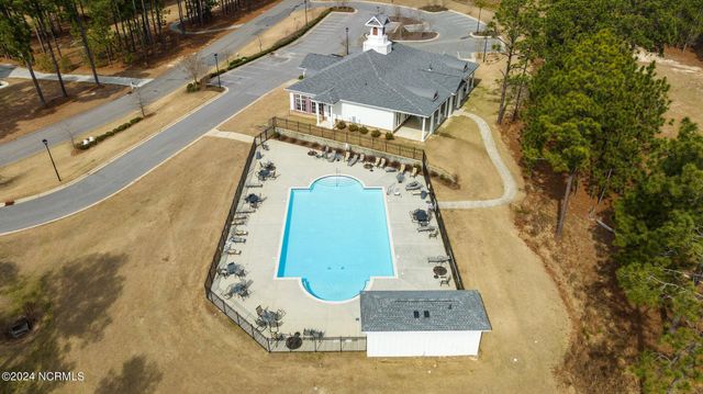 230 Parrish Lane, Whispering Pines, NC 28327