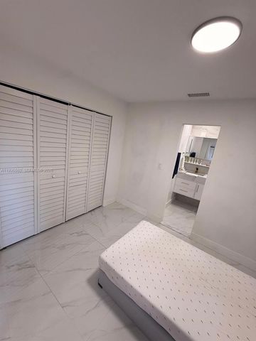 4900 NW 14th Street, Lauderhill, FL 33313
