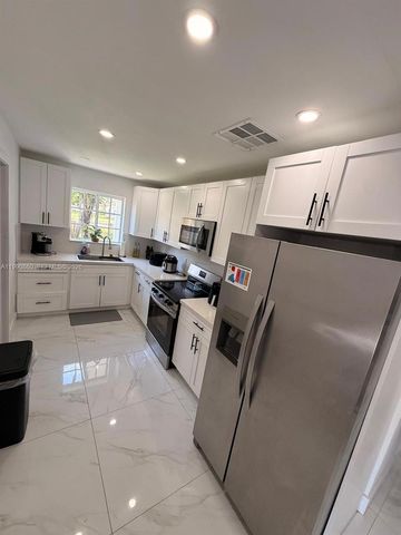 4900 NW 14th Street, Lauderhill, FL 33313