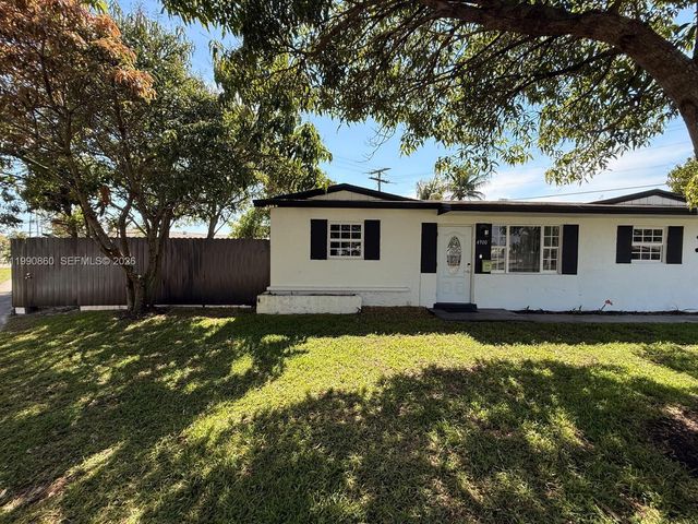 4900 NW 14th Street, Lauderhill, FL 33313