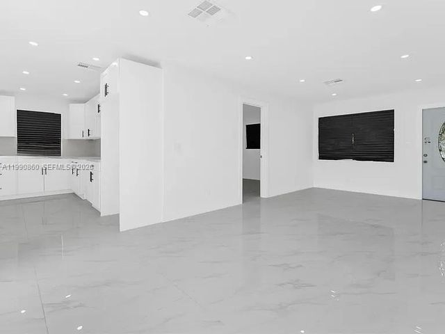 4900 NW 14th Street, Lauderhill, FL 33313