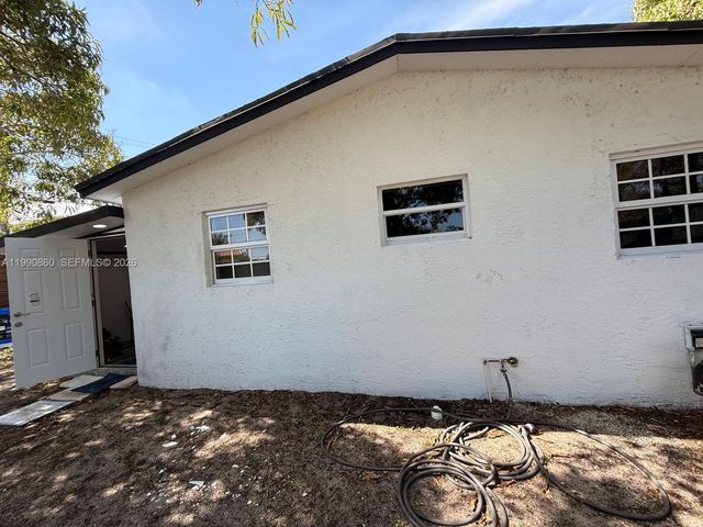 4900 NW 14th Street, Lauderhill, FL 33313