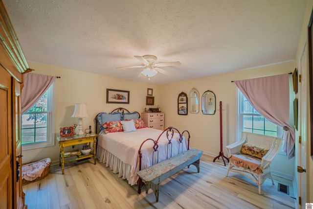 201 Windmill Drive, Paducah, KY 42001