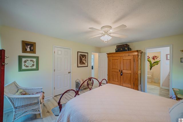 201 Windmill Drive, Paducah, KY 42001