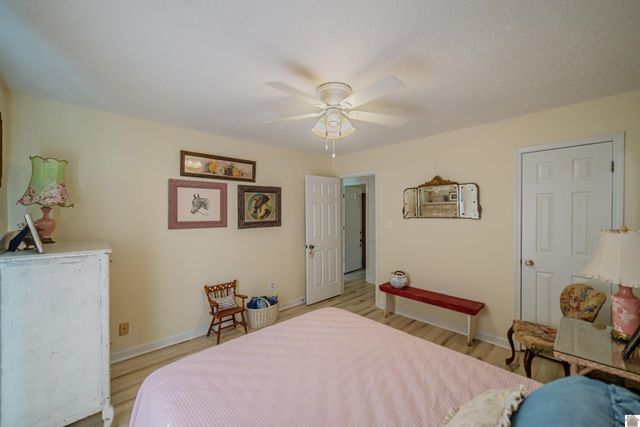 201 Windmill Drive, Paducah, KY 42001