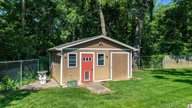 201 Windmill Drive, Paducah, KY 42001