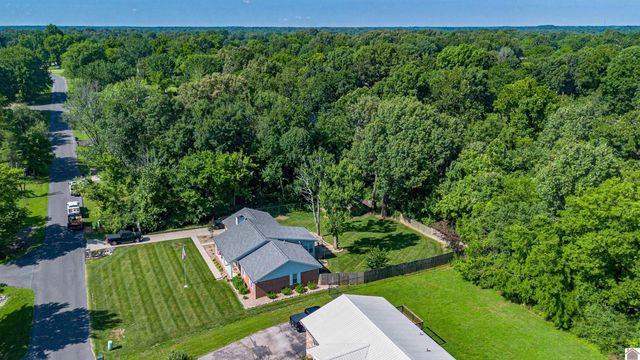 201 Windmill Drive, Paducah, KY 42001