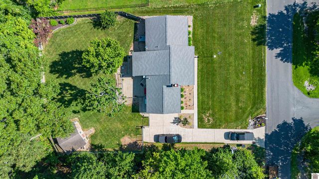 201 Windmill Drive, Paducah, KY 42001