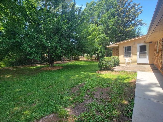 3213 Bobbie Lane, Decatur, GA 30032
