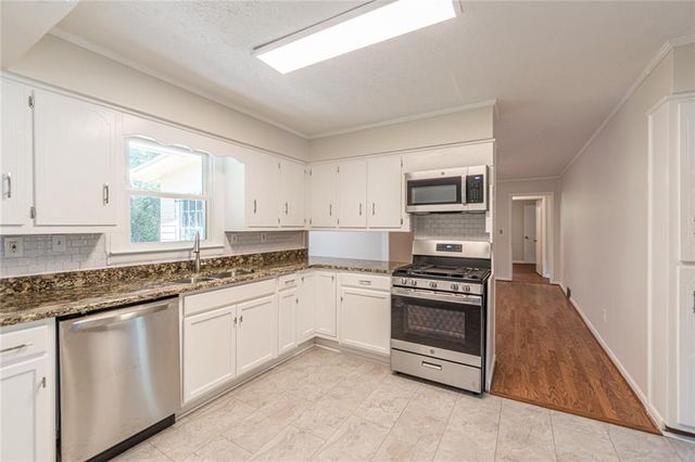 3213 Bobbie Lane, Decatur, GA 30032