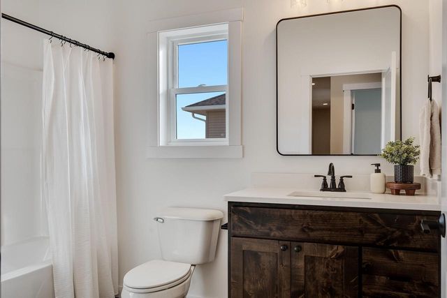 845 Crockett DRIVE, Holmen, WI 54636