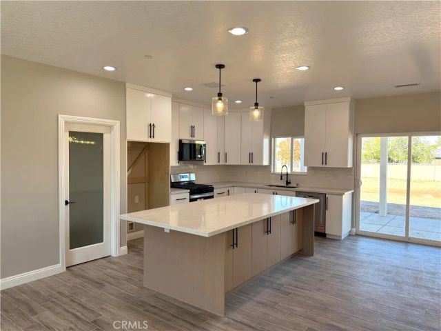 11182 Caribou Avenue, Apple Valley, CA 92307