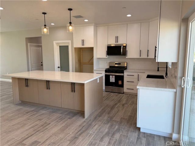 11182 Caribou Avenue, Apple Valley, CA 92307