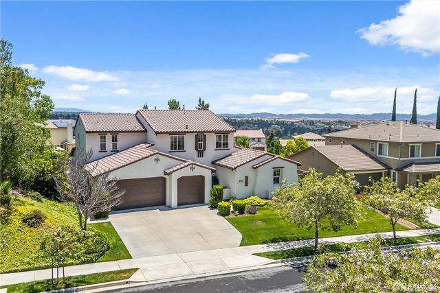 33369 Gold Mountain Road, Yucaipa, CA 92399
