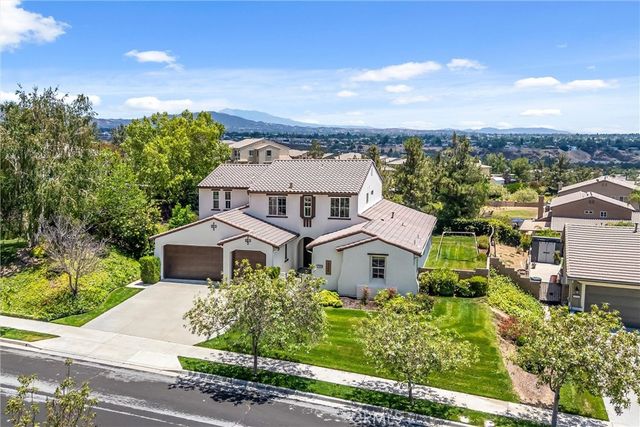 33369 Gold Mountain Road, Yucaipa, CA 92399