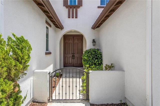 33369 Gold Mountain Road, Yucaipa, CA 92399