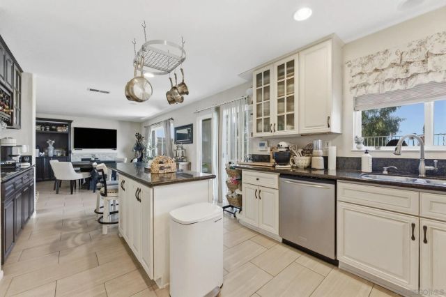 5630 Vista San Juanico, San Diego, CA 92154