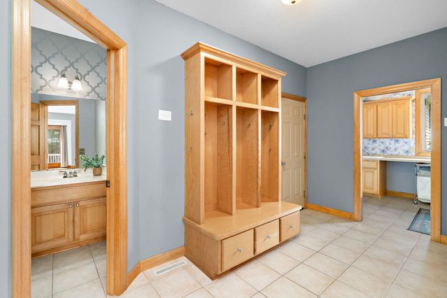 8197 Drexel Court, Eden Prairie, MN 55347
