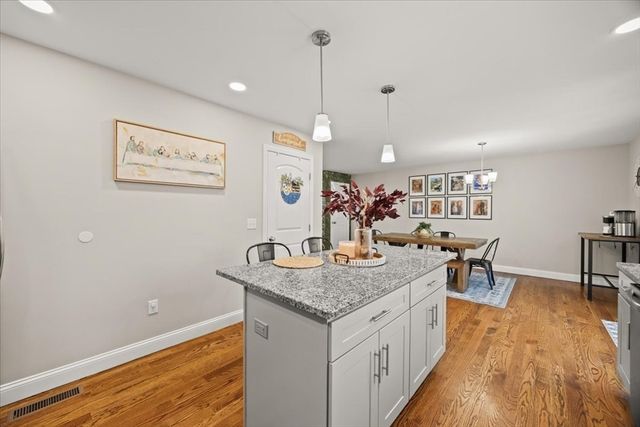 738 Hicks St, Fall River, MA 02724