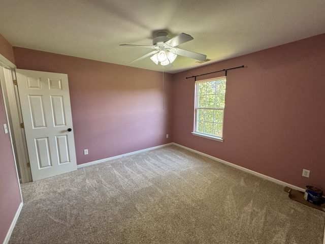 1239 California Dr, Murfreesboro, TN 37129