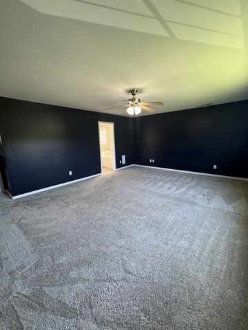 1239 California Dr, Murfreesboro, TN 37129