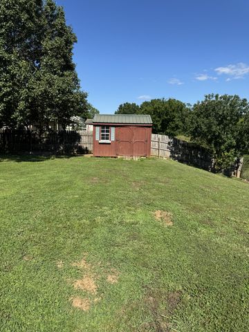 1239 California Dr, Murfreesboro, TN 37129