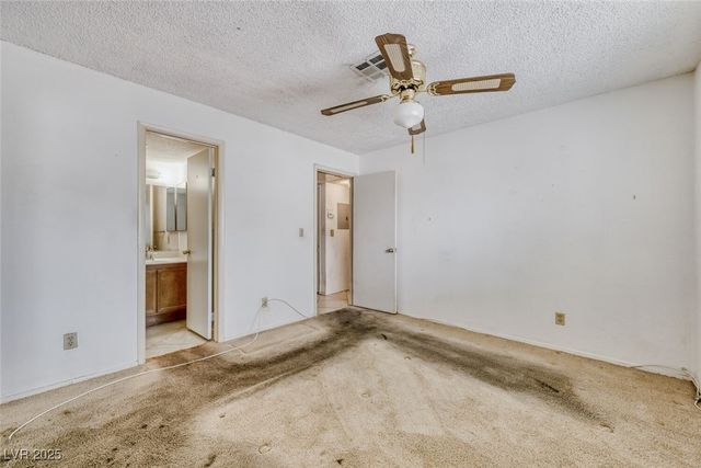 1017 Falconhead Lane 102, Las Vegas, NV 89128