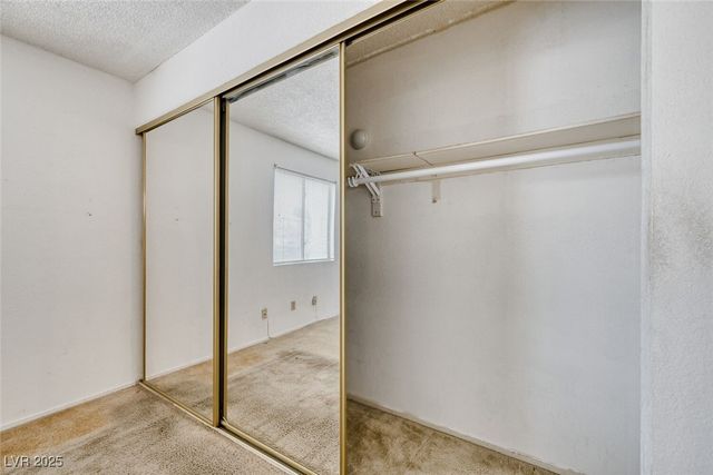 1017 Falconhead Lane 102, Las Vegas, NV 89128