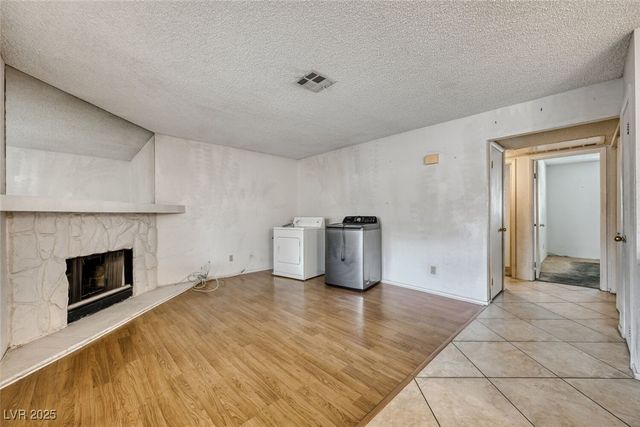 1017 Falconhead Lane 102, Las Vegas, NV 89128