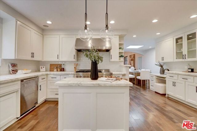 10353 Mississippi Avenue, Los Angeles, CA 90025
