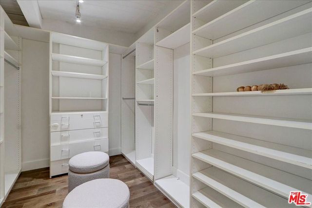 10353 Mississippi Avenue, Los Angeles, CA 90025