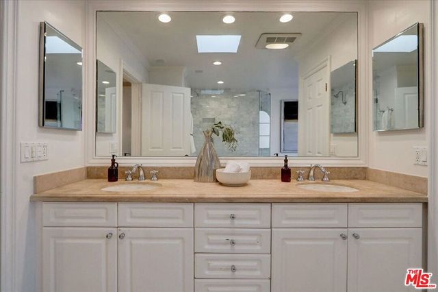 10353 Mississippi Avenue, Los Angeles, CA 90025