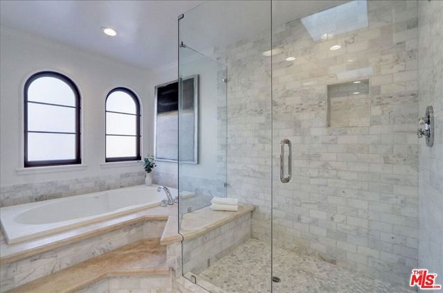 10353 Mississippi Avenue, Los Angeles, CA 90025