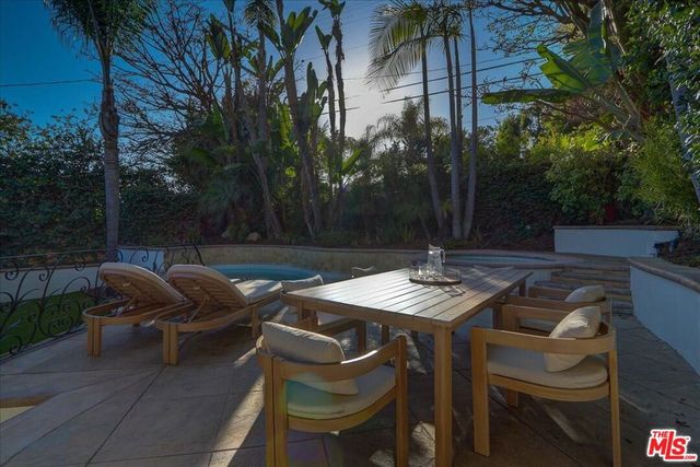 10353 Mississippi Avenue, Los Angeles, CA 90025