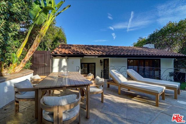10353 Mississippi Avenue, Los Angeles, CA 90025