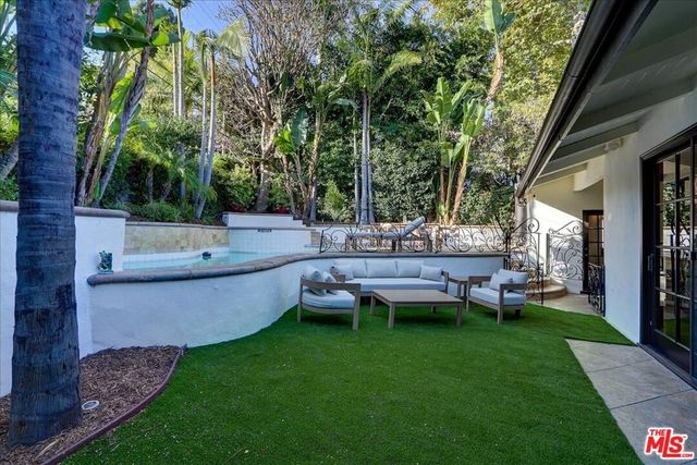 10353 Mississippi Avenue, Los Angeles, CA 90025