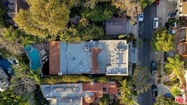 10353 Mississippi Avenue, Los Angeles, CA 90025