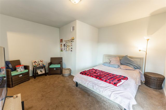2010 Caplin Street B, Houston, TX 77026