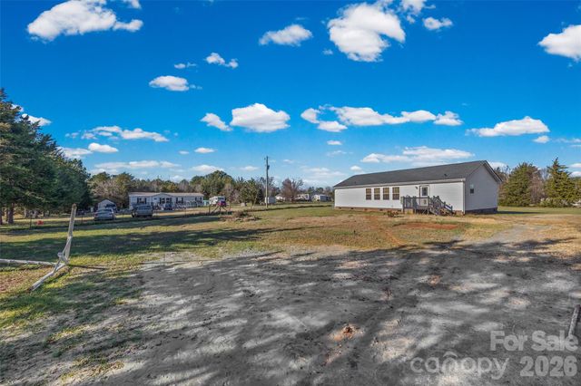 211 Daves Road, York, SC 29745