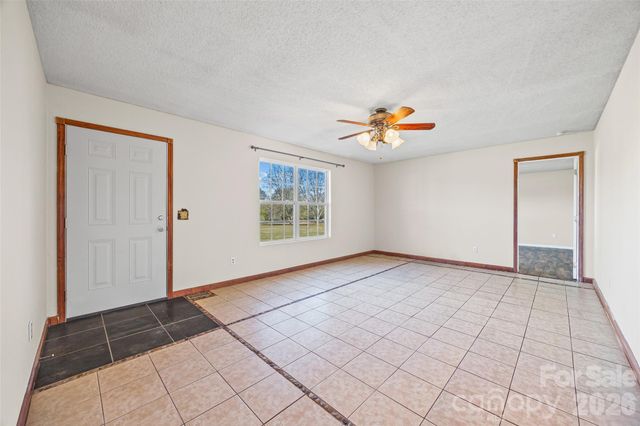 211 Daves Road, York, SC 29745