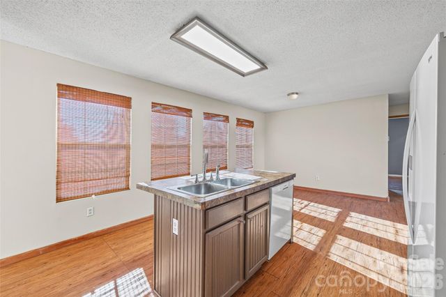 211 Daves Road, York, SC 29745