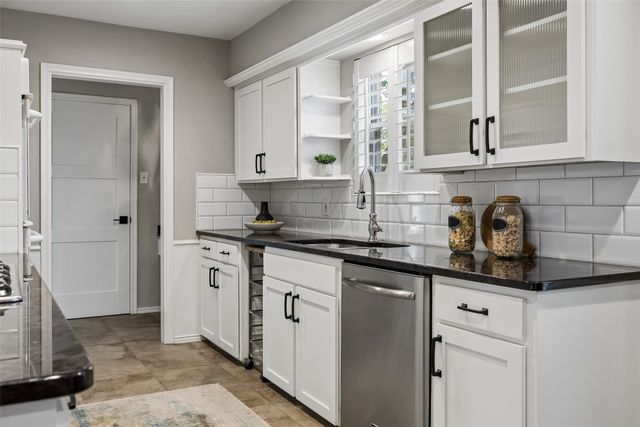 1302 Cheyenne Drive, Richardson, TX 75080