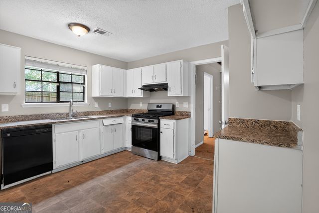 939 Lake Drive Court, Stone Mountain, GA 30088