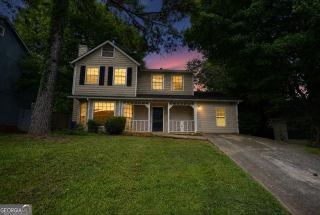 939 Lake Drive Court, Stone Mountain, GA 30088